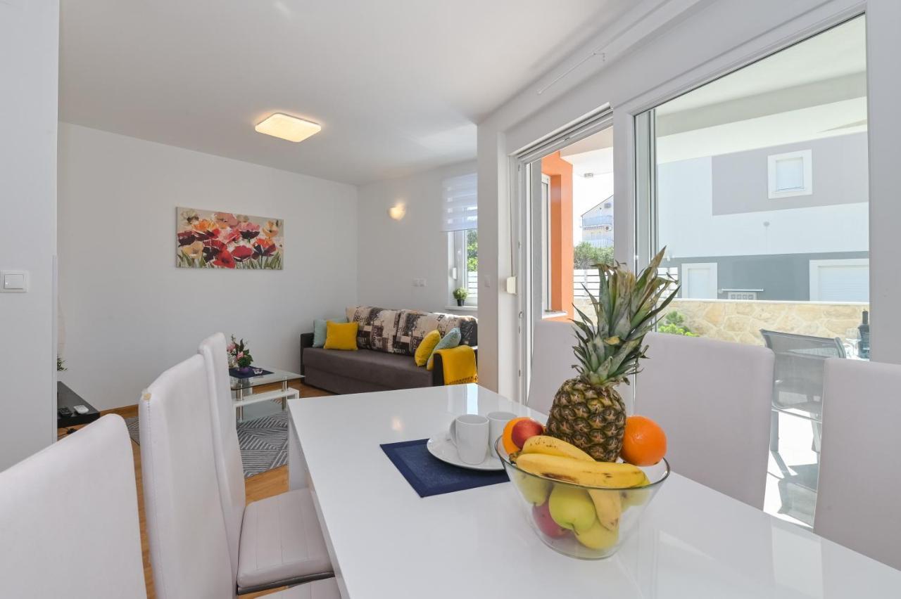 Apartment Funtastic With Private Pool 노바야 외부 사진